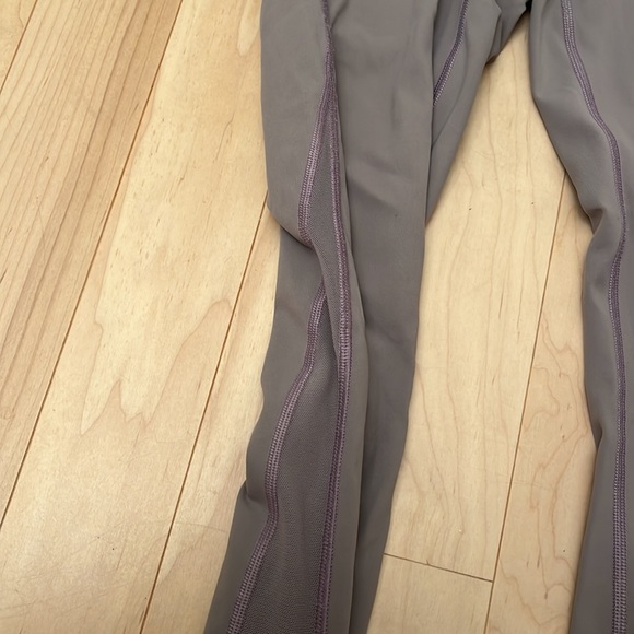 Lululemon leggings - Picture 2 of 4